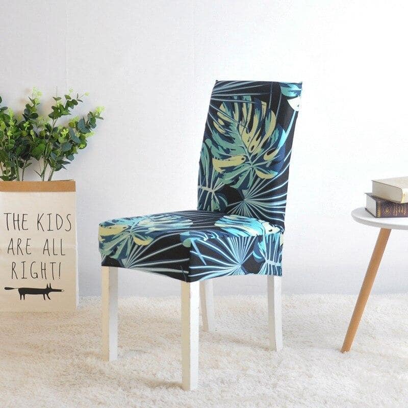 Svart Stolsöverdrag Med Blå Och Gröna Mönster